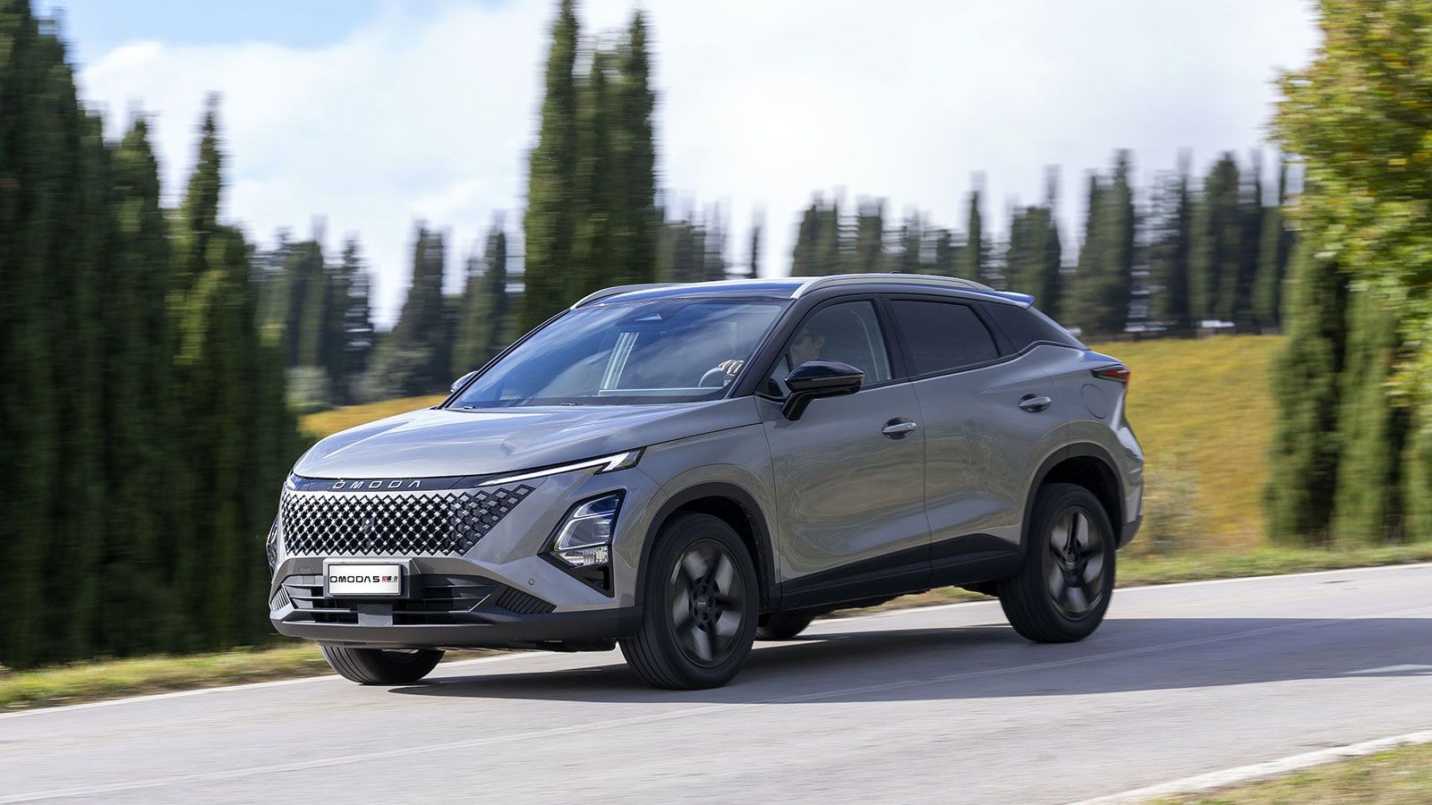 Πρώτη επαφή με τα Omoda 5 SHS-H και Omoda 9 SHS-P στην Ελλάδα